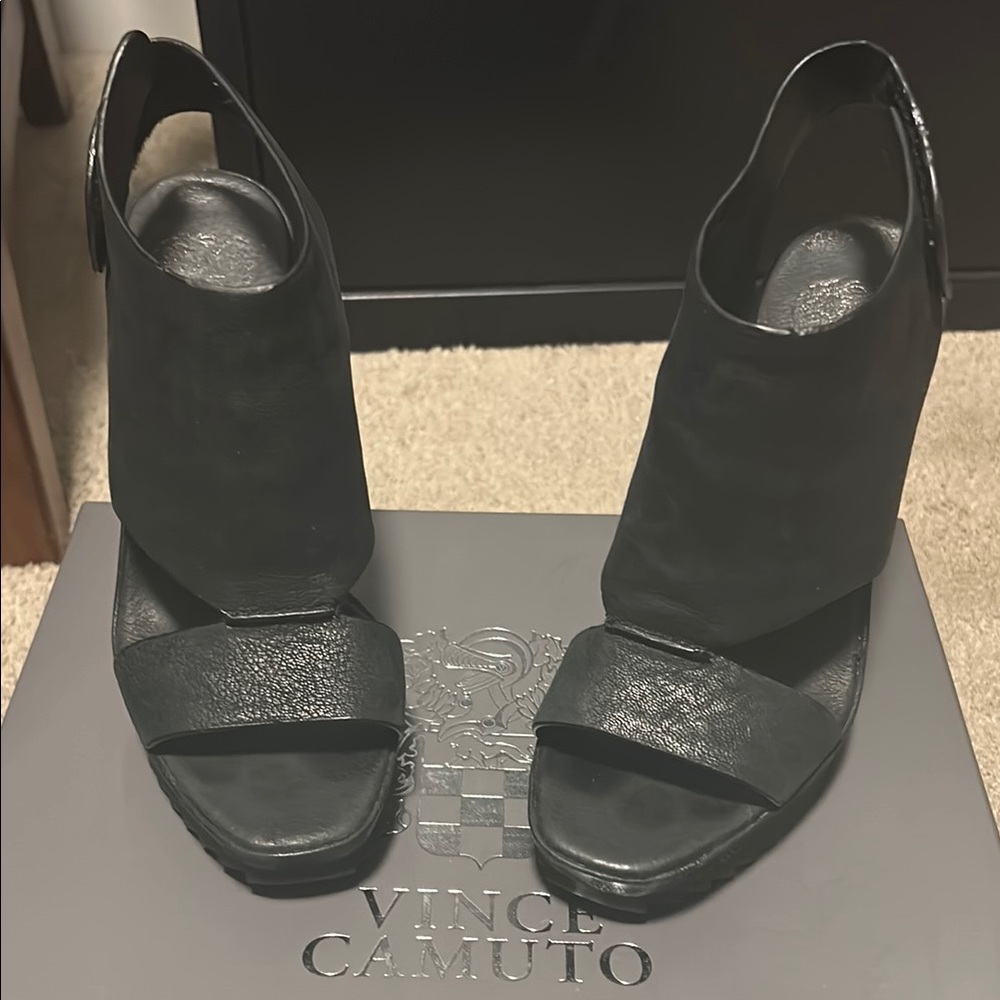 Vince Camuto Black Suede Peep-Toe wedges